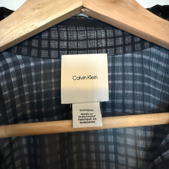 Calvin Klein Chiffon Printed Relaxed Button-Down Shirt - Picture 4 of 4